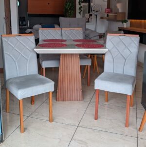 Mesa Luna 90 Canto Copo Imbuia/Ripado/Off White com 4 Cadeiras Stella Veludo Prata – RUFATO + CLEFATOS DECOR